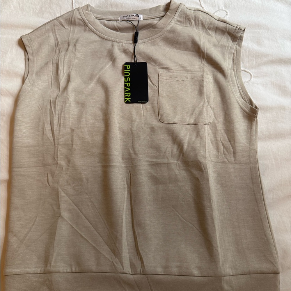 Pinspark Women’s Beige Sleeveless Top size small